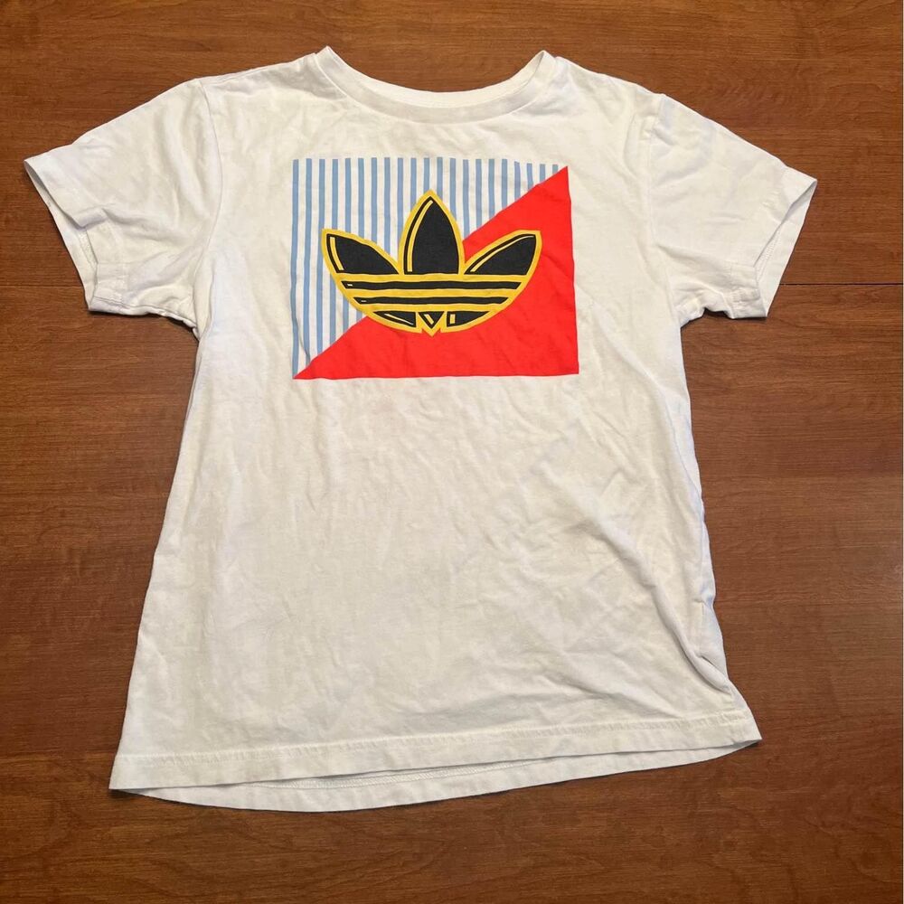 adidas boys medium shirt